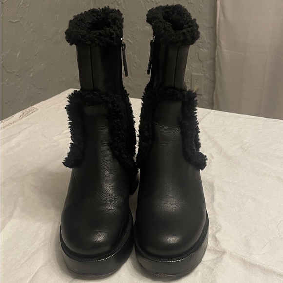 Simon Miller x Free People Low Raid Shearling Boots - Picture 2 of 6